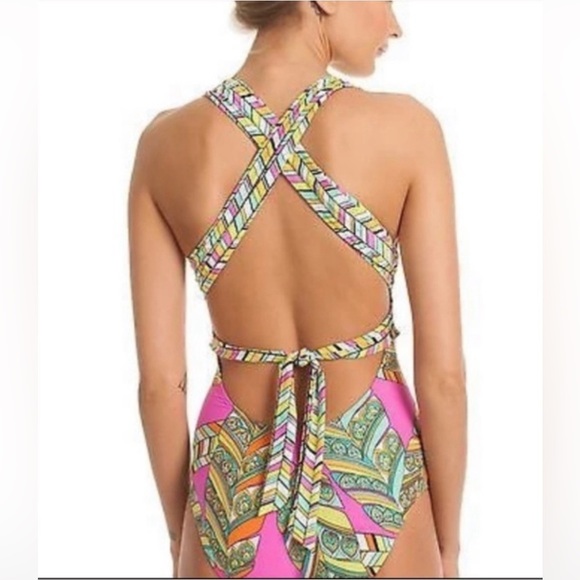 Trina Turk Tuvalu One Piece Swimsuit in Flamingo size 4 - Picture 5 of 15